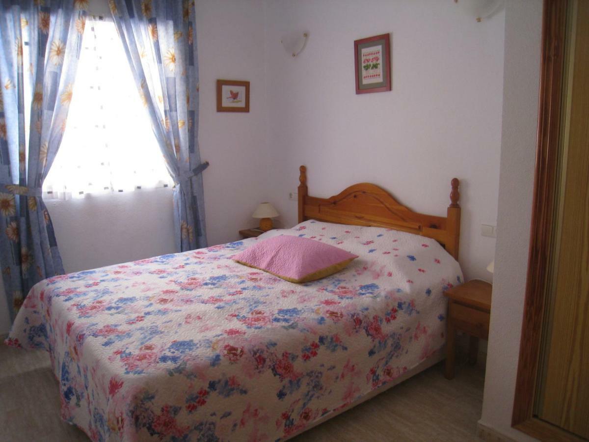 Apartamento Pascual Torrevieja Zewnętrze zdjęcie